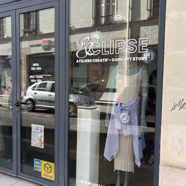 marquage-adhésif-vitrine-tours-nord