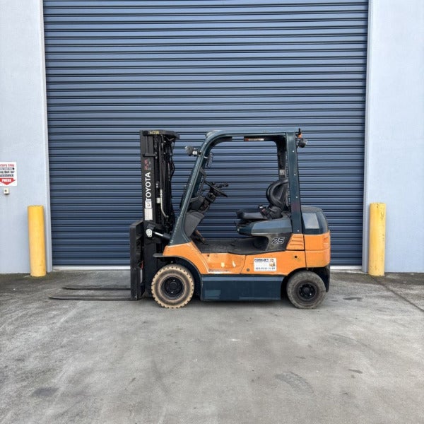 Forklift Clearance Centre - Servicing