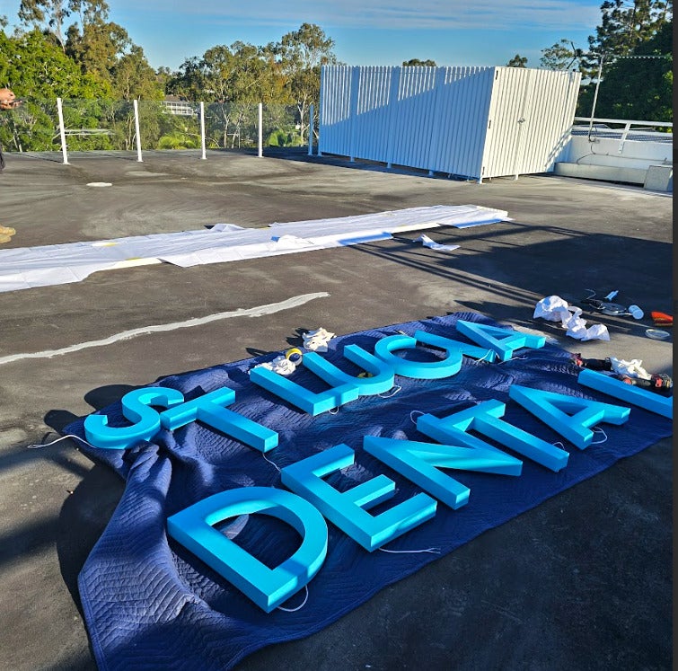 3D Illuminated Signs