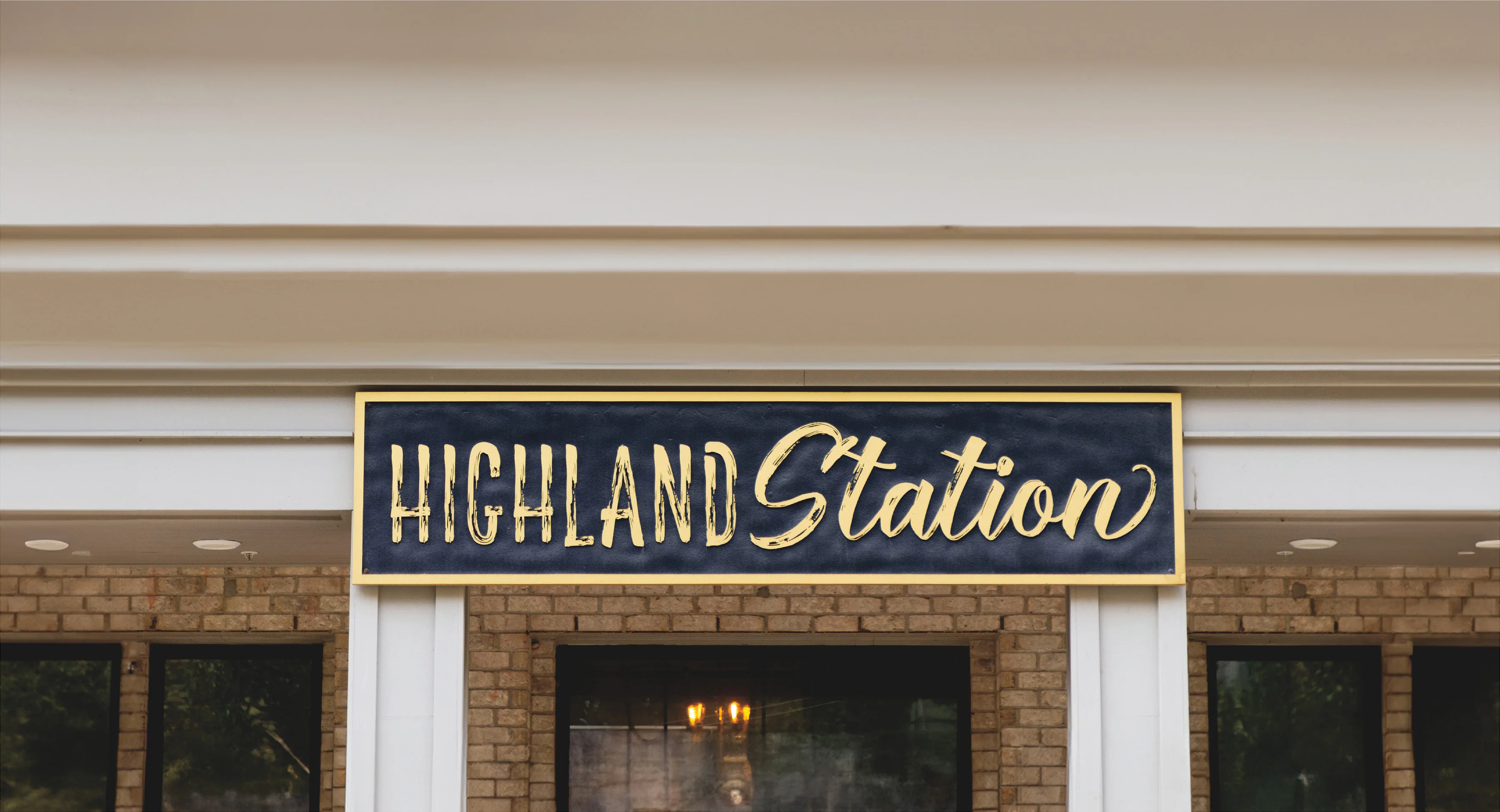Building & Commercial Signs