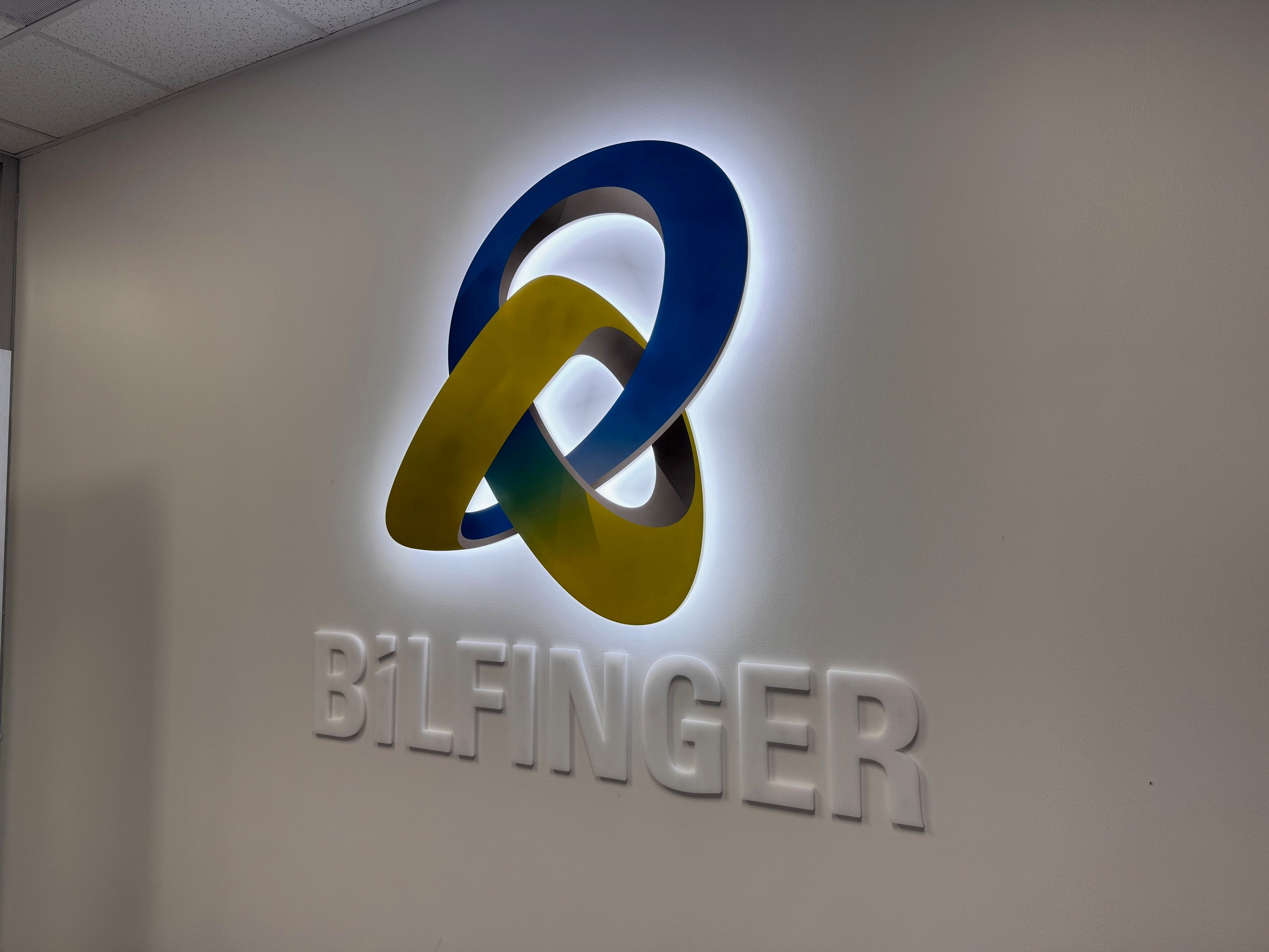 Custom office decoration