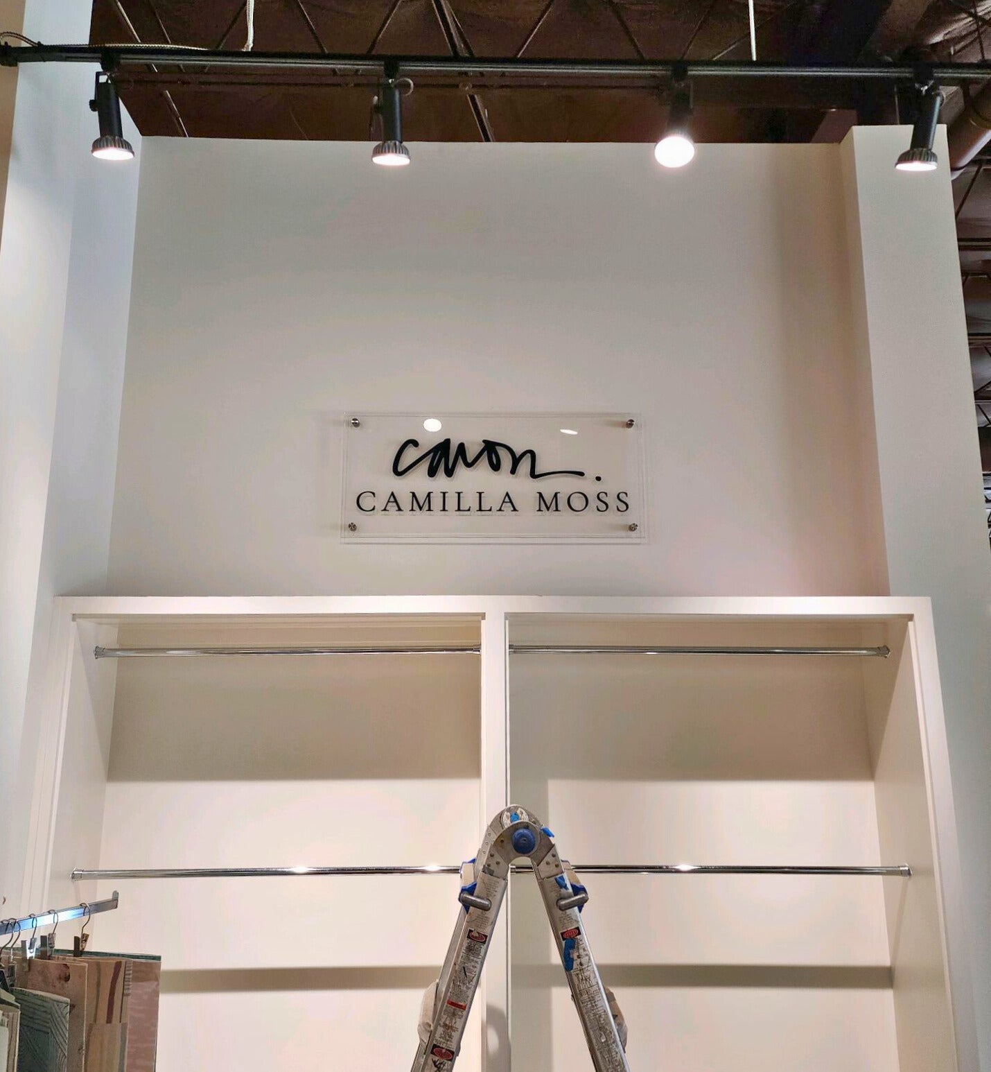 Why Acrylic Signs Are a Customer Favorite
