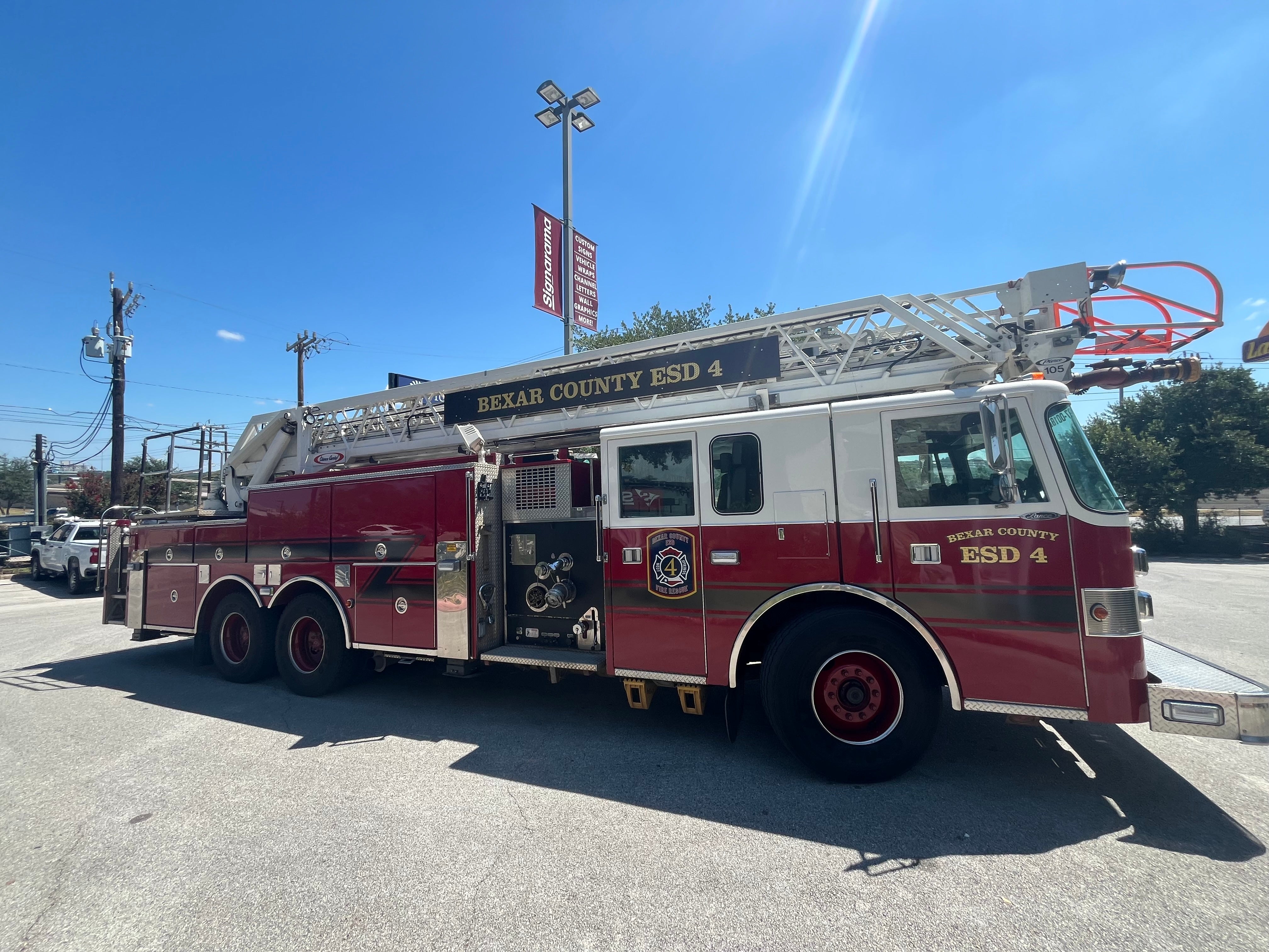 Emergency vehicles need graphics that are clear, professional, and built to be seen.