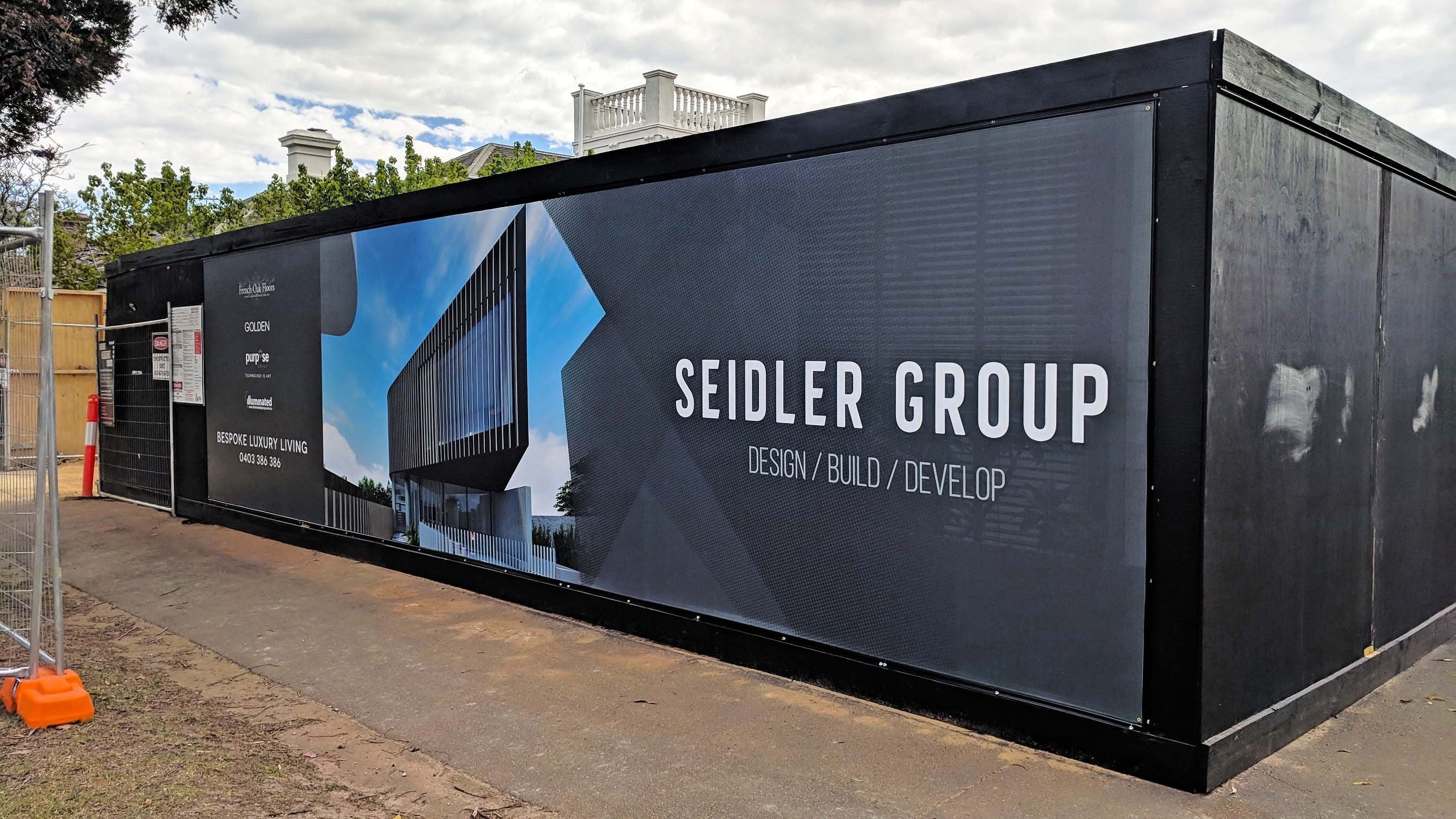 Hoarding Signage | Advertising Hoarding | Signarama