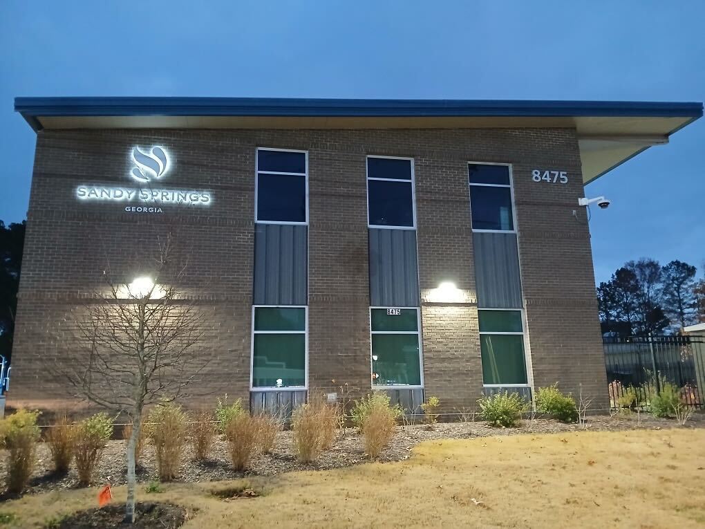 Custom Building Signs for Your Business