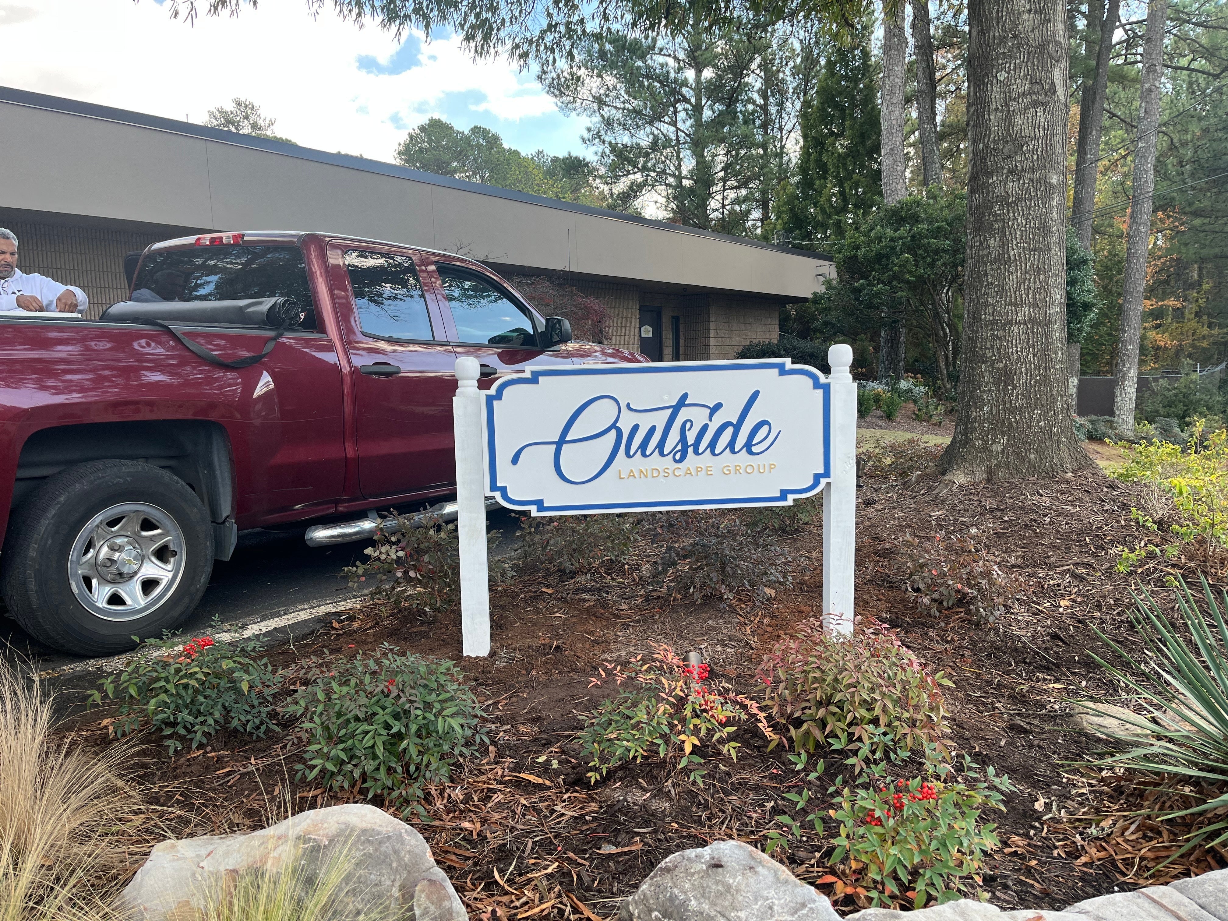 Freestanding and Standalone Signs That Make Your Business Stand Out