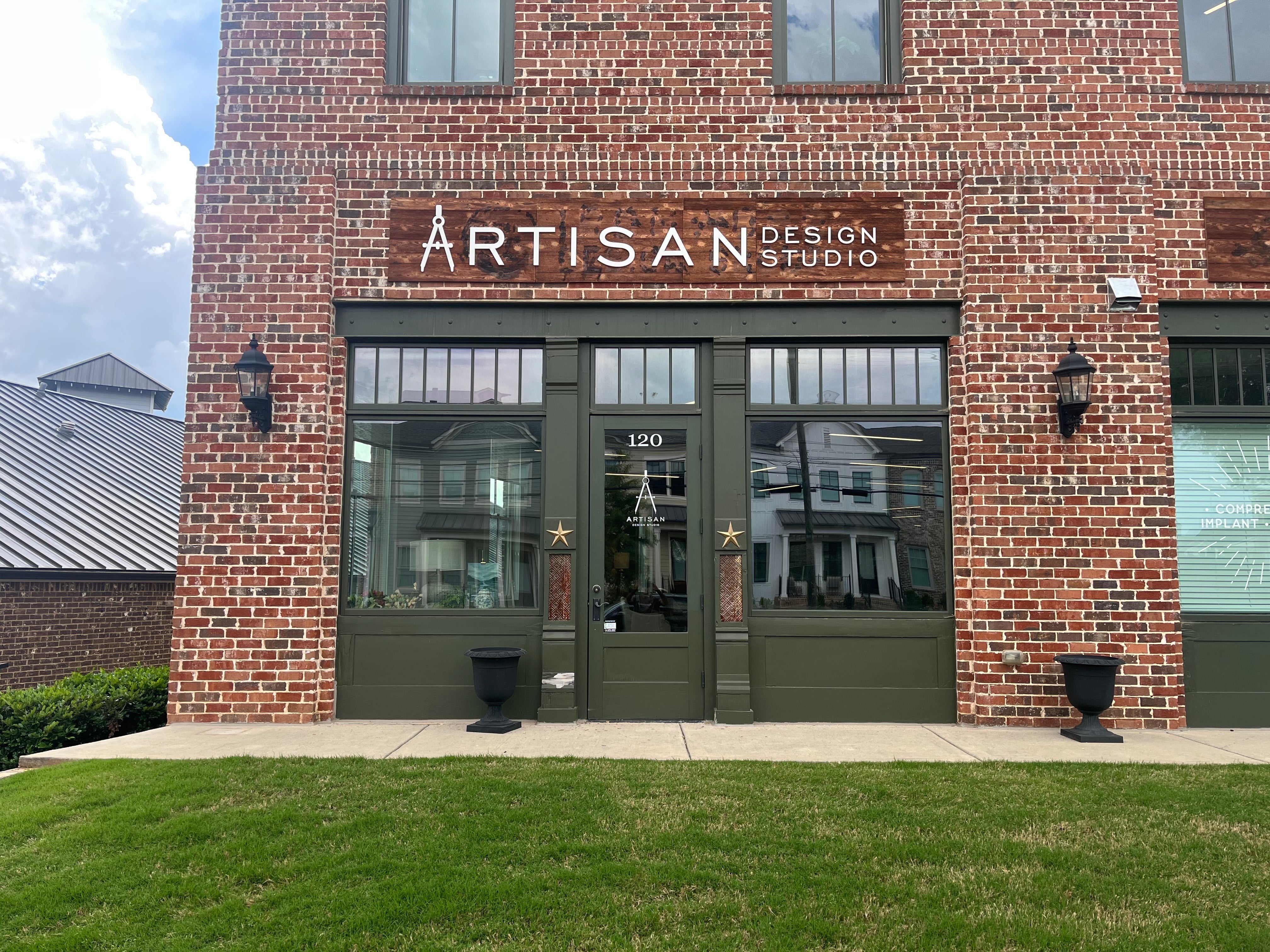 Custom Building Signs for Your Business