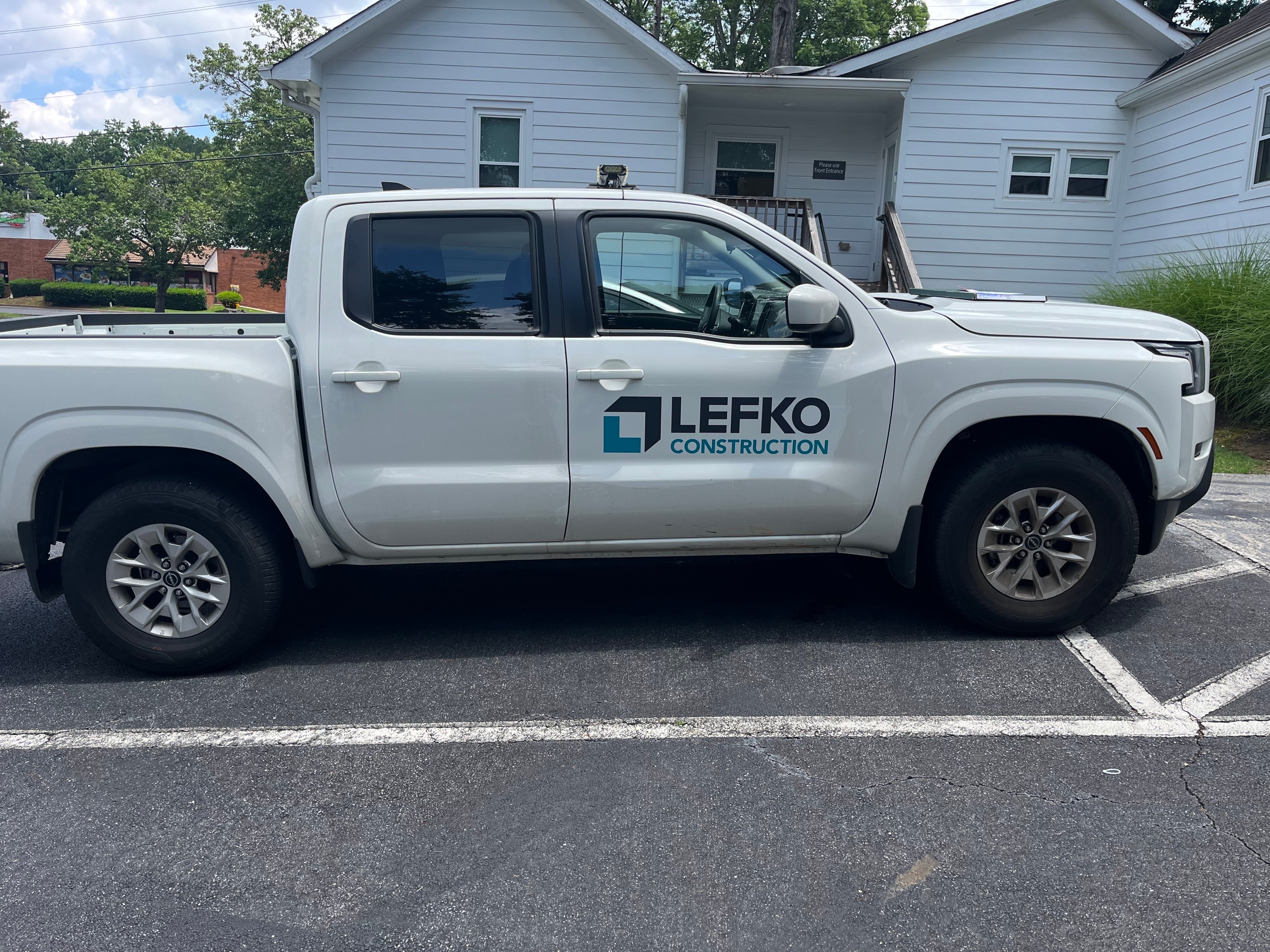 Custom Vehicle Signs and Graphics