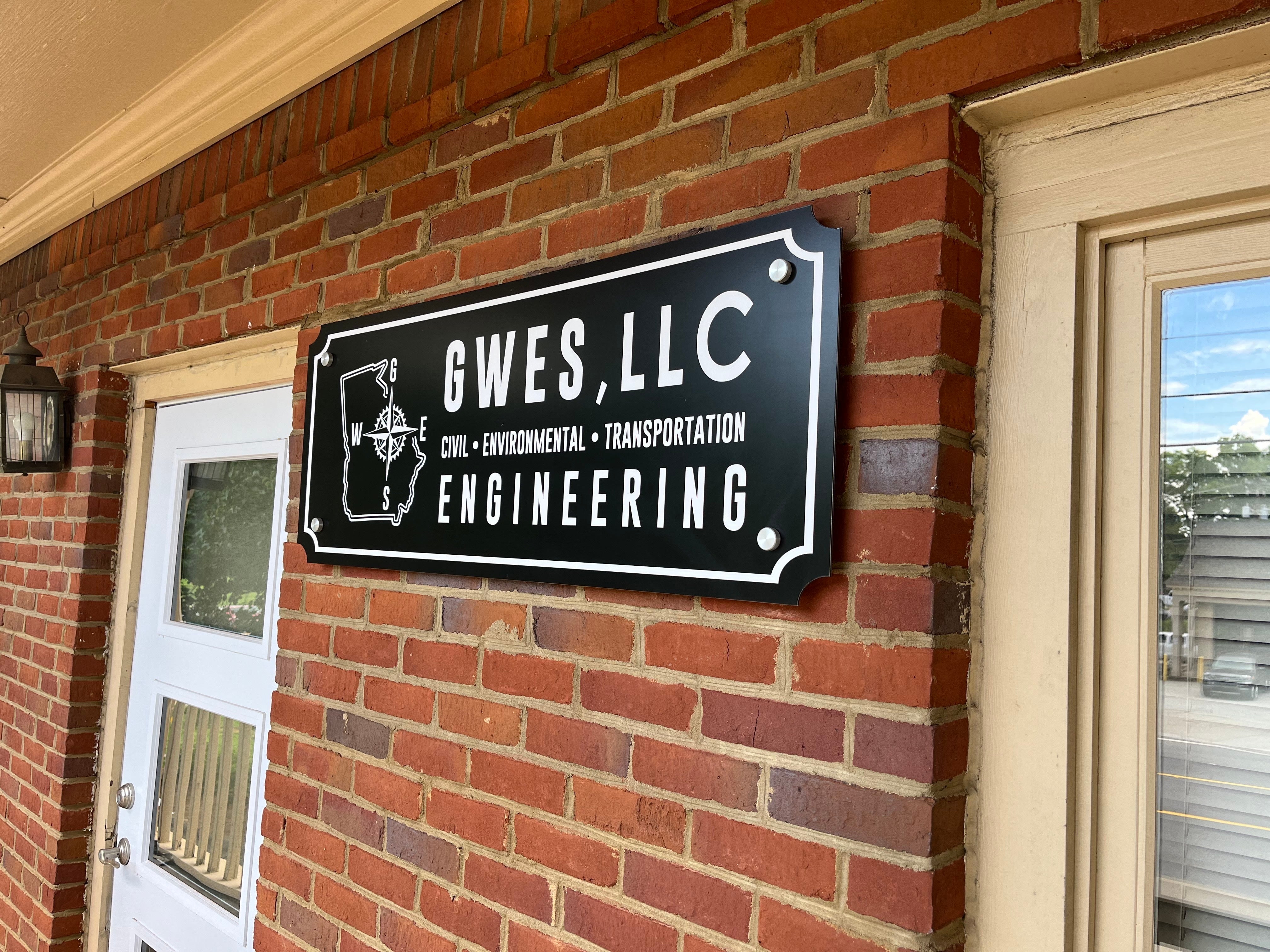 Custom Outdoor Signs That Stand Out