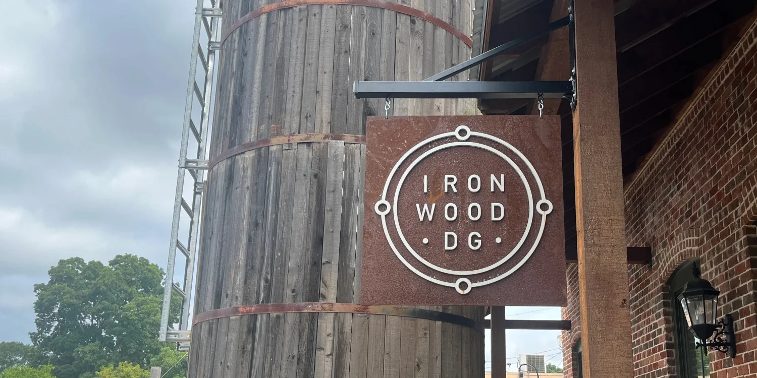 Custom Outdoor Signs That Stand Out