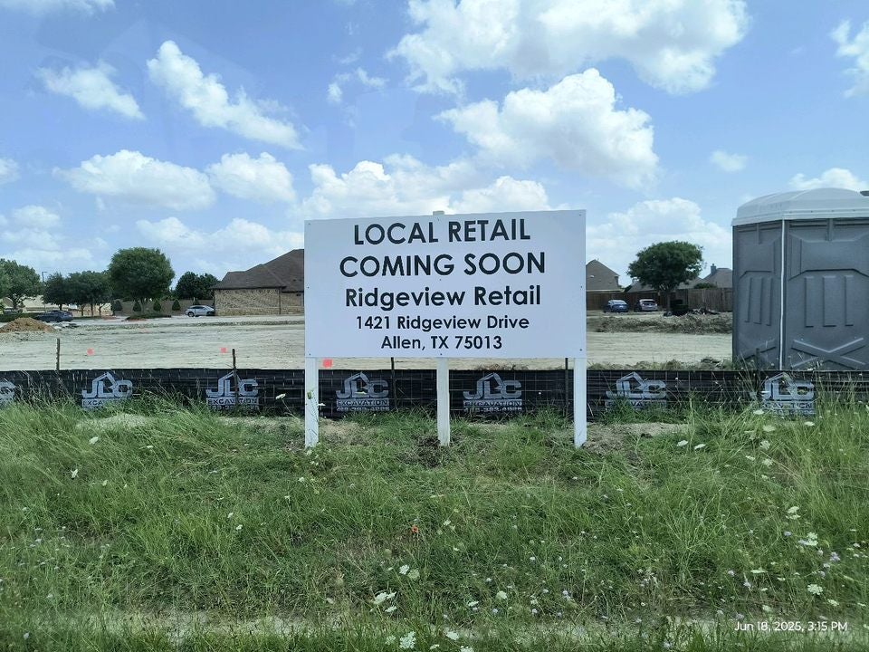 Stand Out and Attract More Customers with Post and Panel Signs