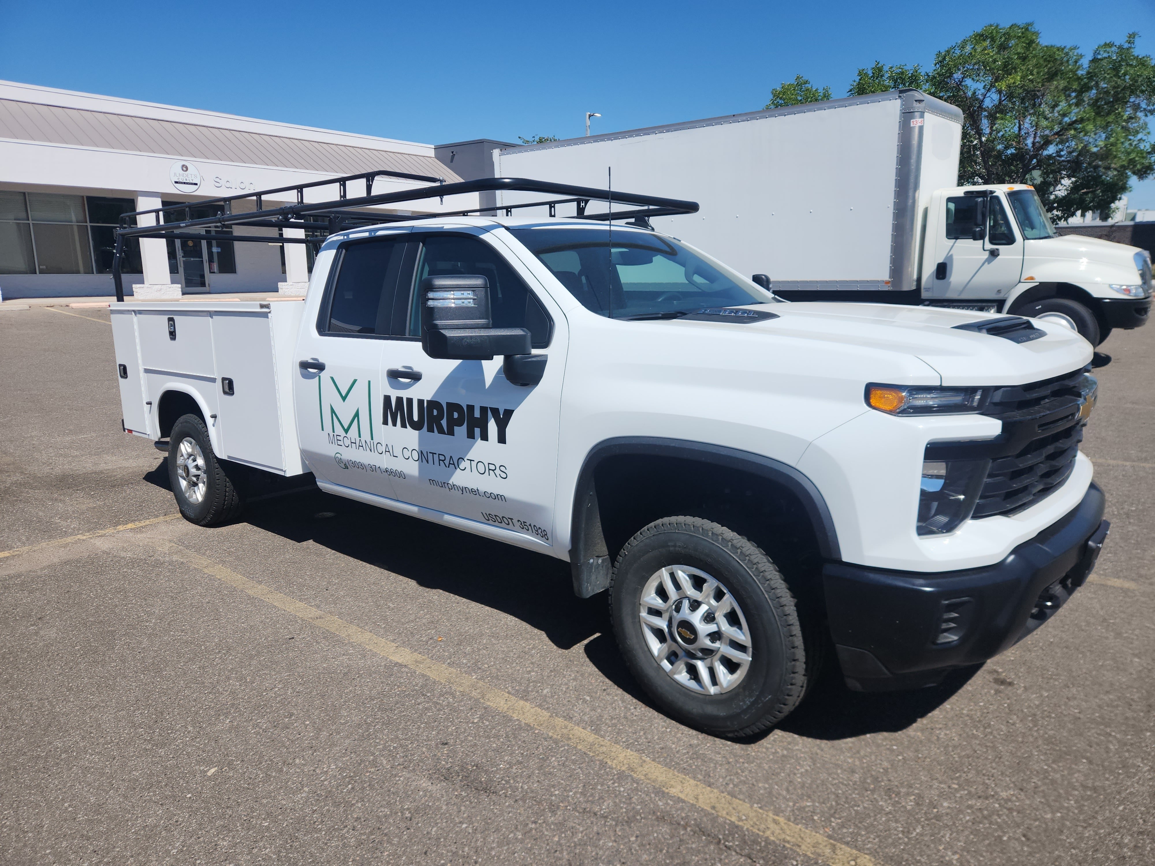 Bold Fleet Branding with Custom Vinyl Graphics