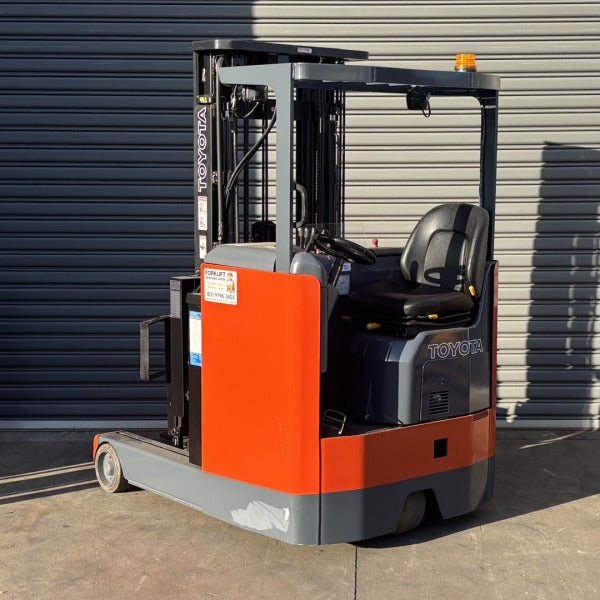 Used Toyota Electric Reach Forklift #942