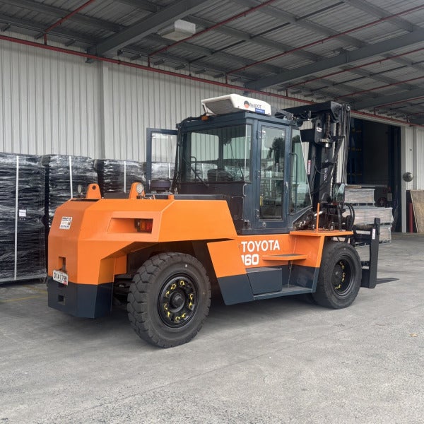 Used Toyota Diesel Forklift #2274