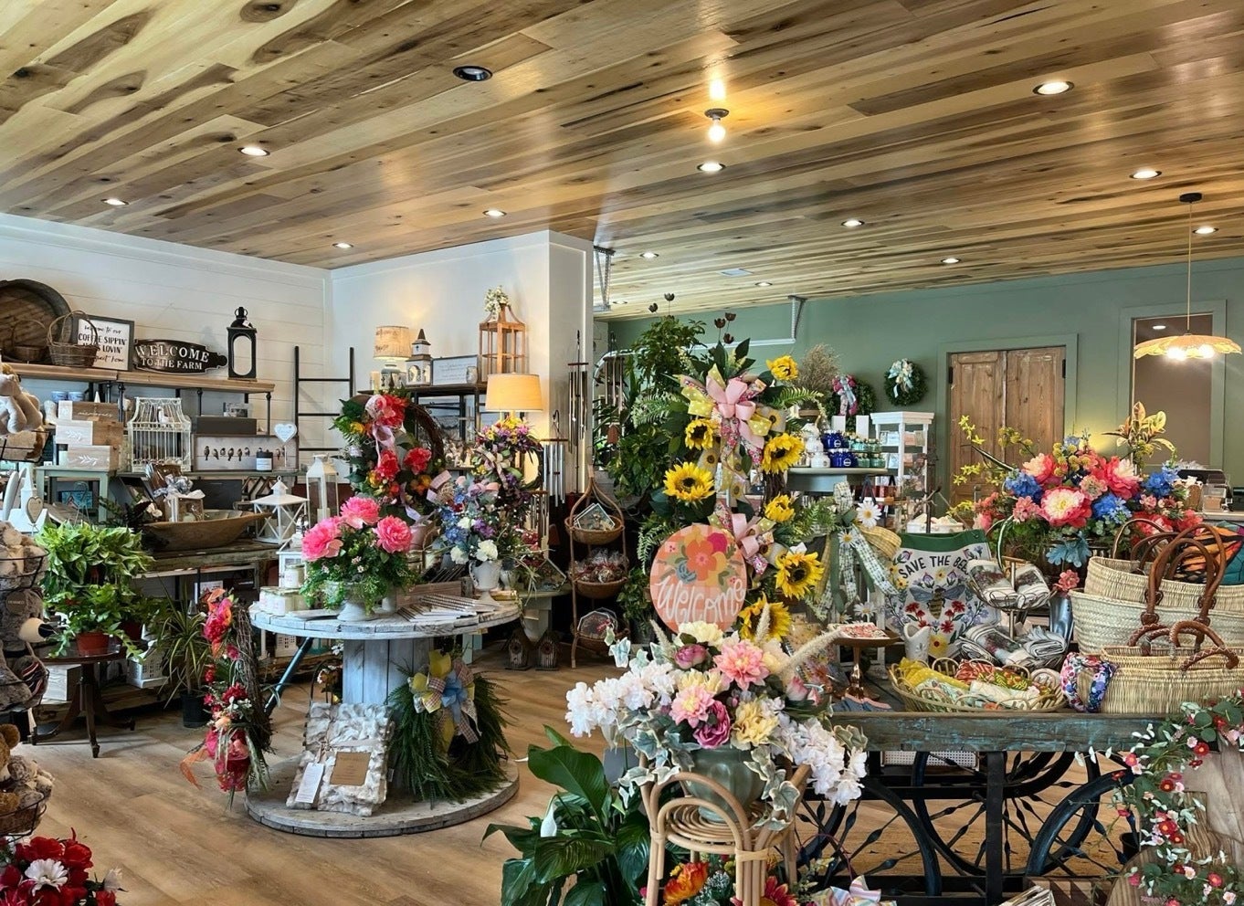 Raye’s Flowers New Location in Leitchfield, KY!
