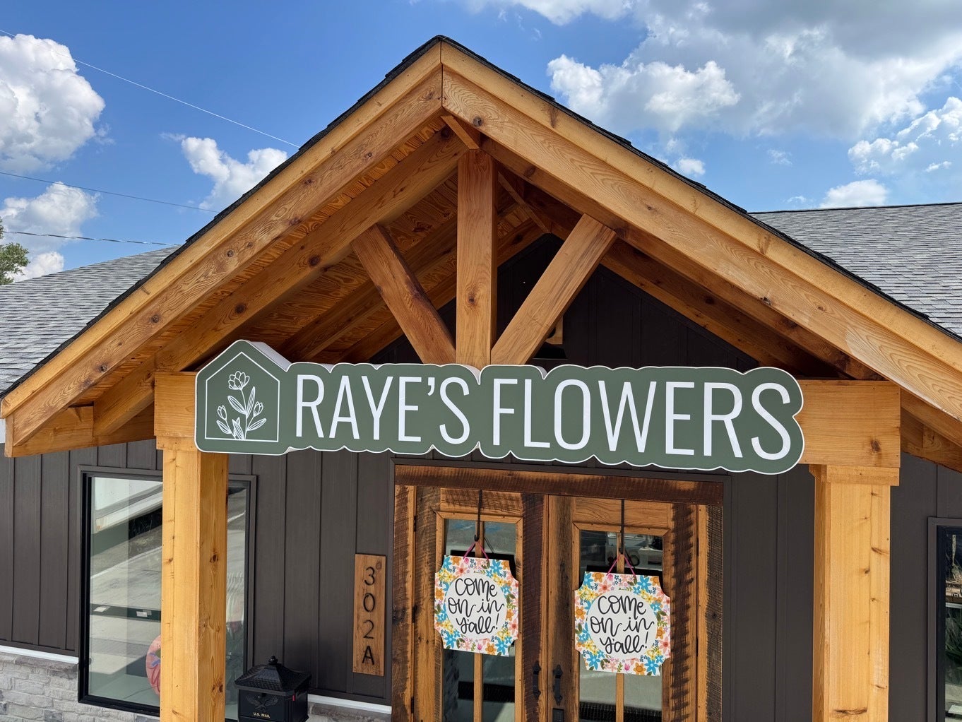 Raye’s Flowers New Location in Leitchfield, KY!