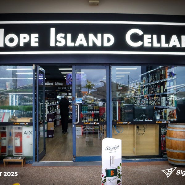 Hope Island Cellars 08 L