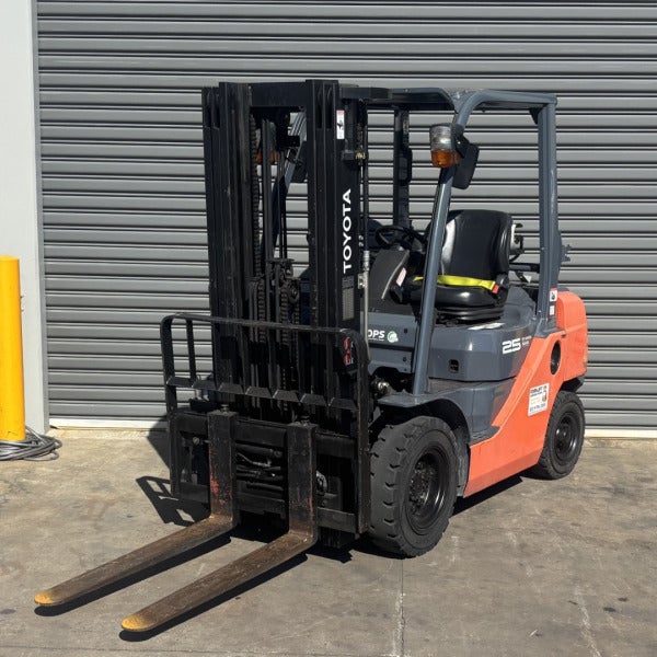 Used Toyota LPG Forklift #1943