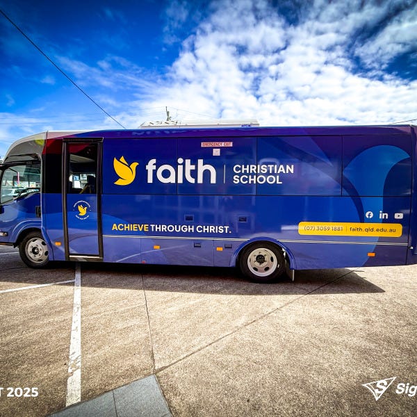 Faith Bus 03 L