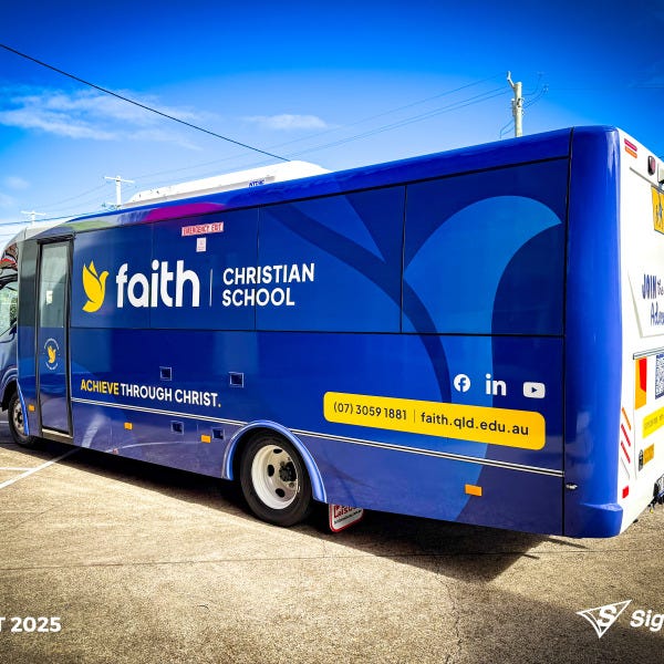 Faith Bus 04 L