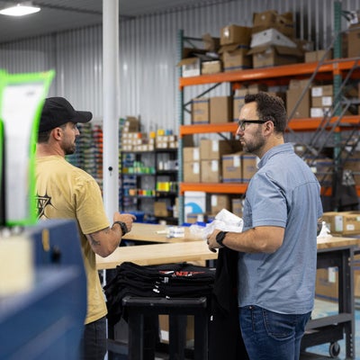 https://cdn.gorilladash.com/images/media/18717975/fully-promoted-usa-employees-talking-square-68a62cd78e81a.jpg?auto=webp&crop=1%3A1%2Csmart&width=400
