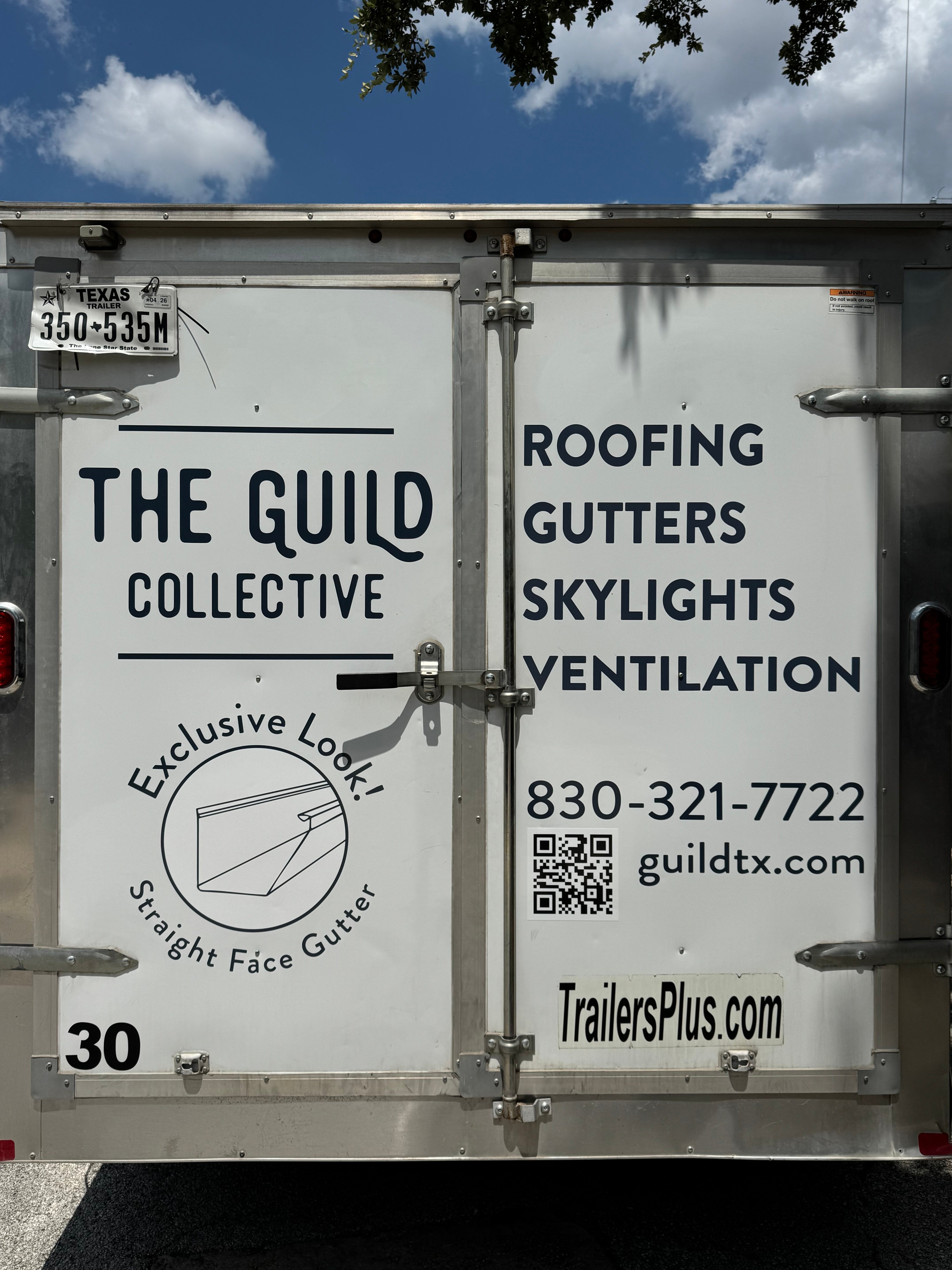 Put Your Business on the Road with Custom Spot Graphics