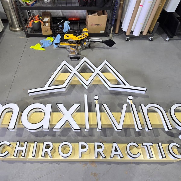 MaxLiving Chiropracting Storefront Signage