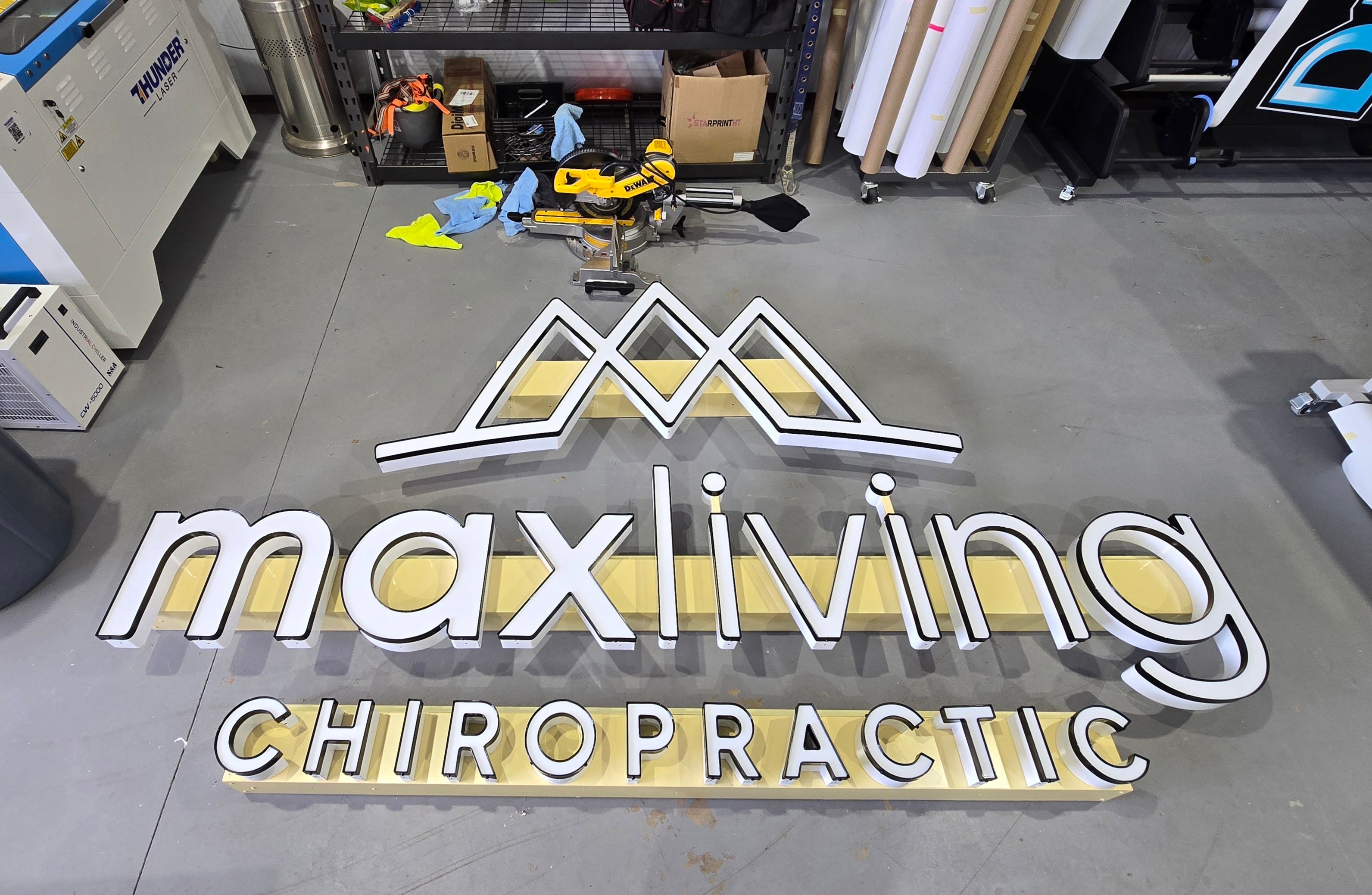 MaxLiving Chiropracting Storefront Signage