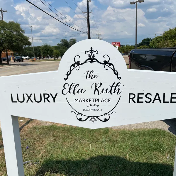 Ella Ruth Luxury Resell custom sign