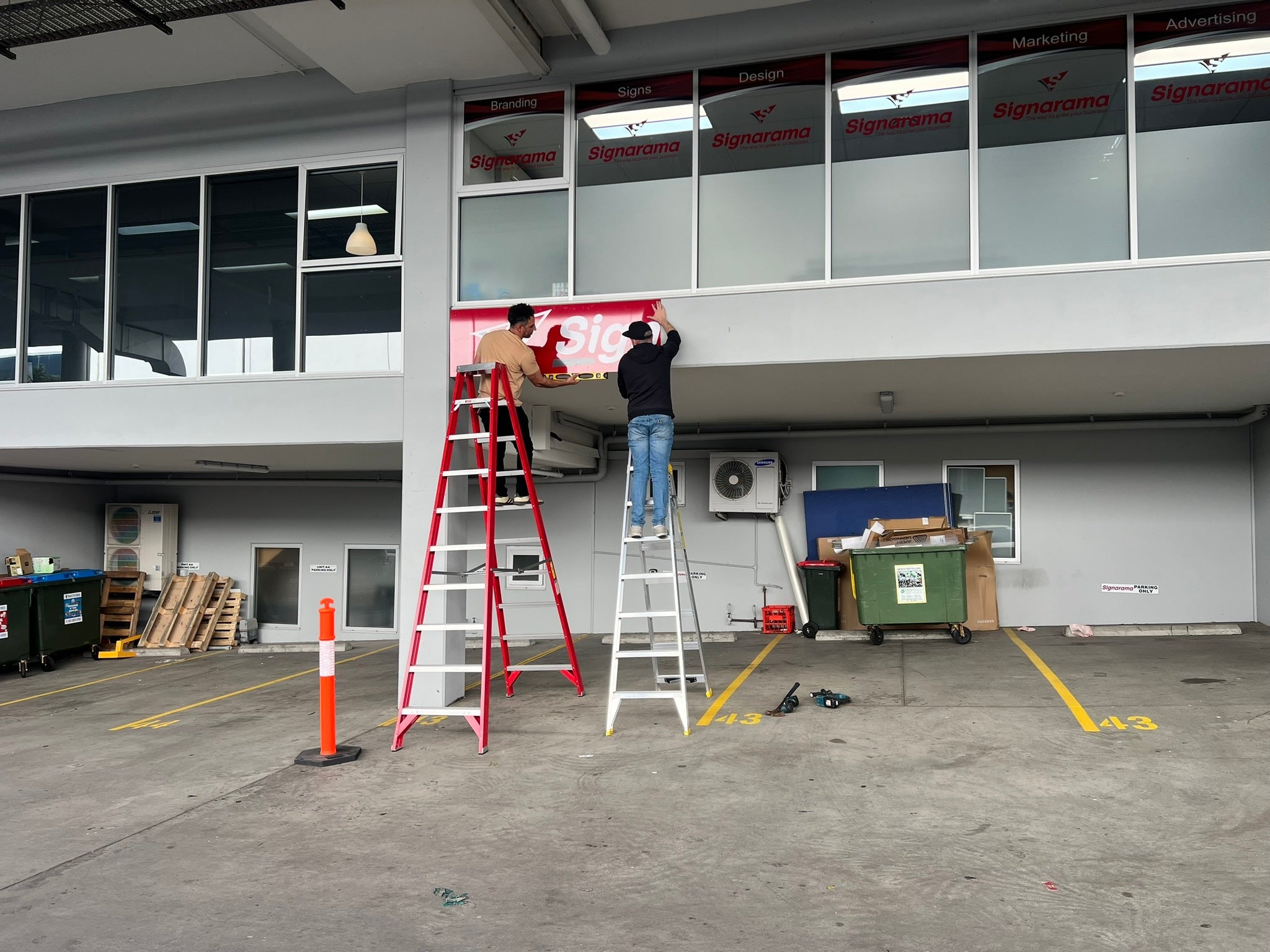 Castle Hill Signage Experts