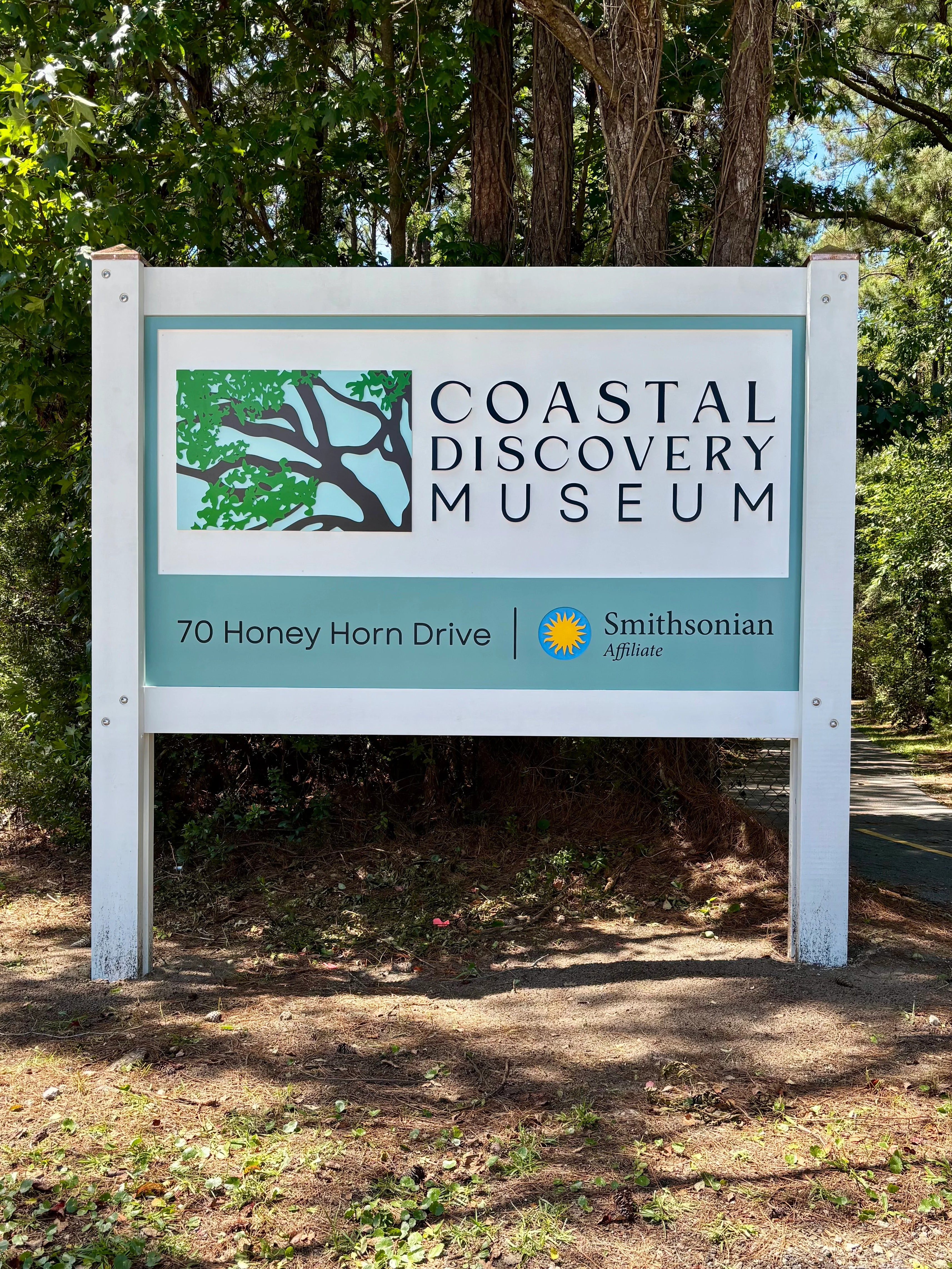 Freestanding & Standalone Signs