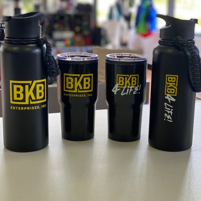 https://cdn.gorilladash.com/images/media/19194686/fully-promoted-usa-copy-of-fully-promoted-oceanside-drinkware-1-square-68b8a7b6a9824.jpg?auto=webp&crop=1%3A1%2Csmart&width=400