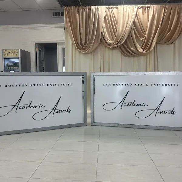 Bar Fronts for events using temporary vinyl