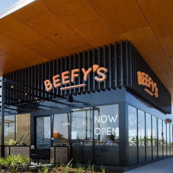 Beefy’s Pies Lands in Coolangatta as Beefy’s Network Surges Forward
