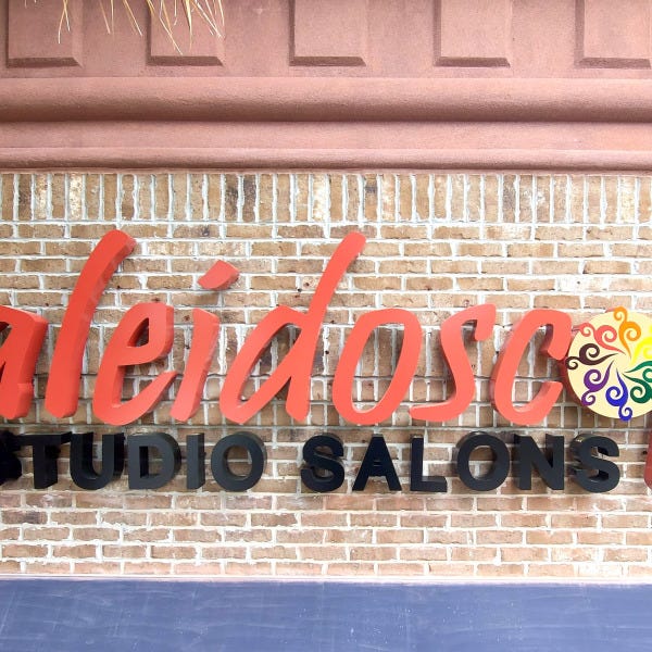 Dimensional letters outdoor