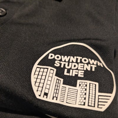https://cdn.gorilladash.com/images/media/19313110/fully-promoted-usa-ucf-tshirt-close-up-square-68bf8d160080e.jpg?auto=webp&crop=1%3A1%2Csmart&width=400
