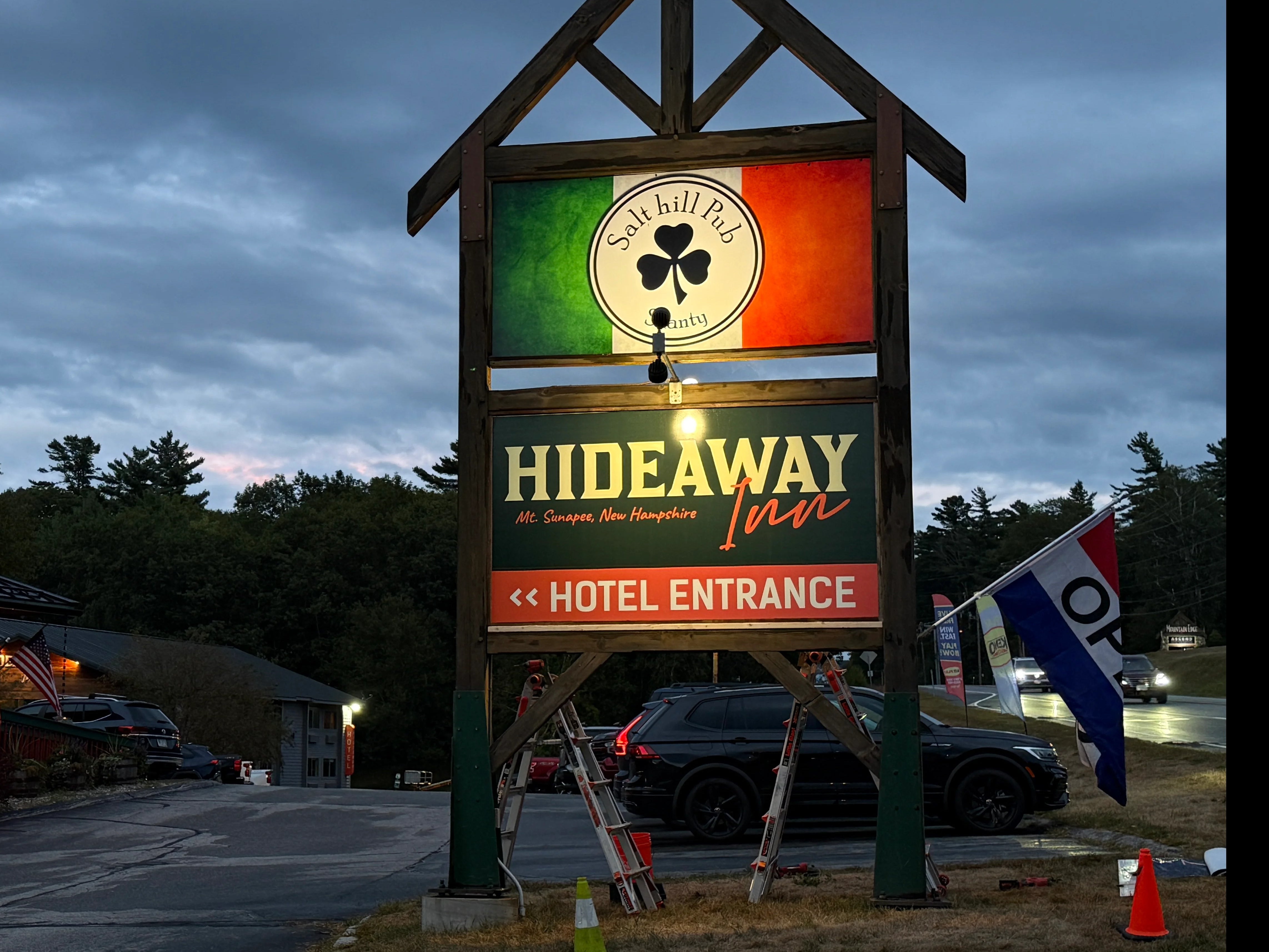 Hideaway Inns New Signage And Updated Building, Newbury NH