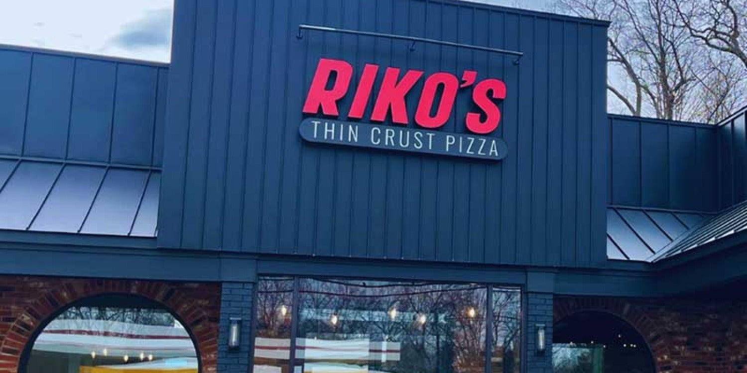 Riko's Pizza Brings a Slice of Connecticut to Naples Without the Yummy Guilt