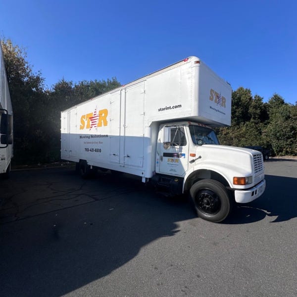Custom Vehicle Graphics for Star Moving Company in Northern Virginia
