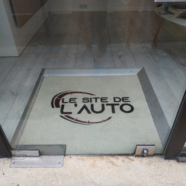 Tapis personnalisé - Signarama Bordeaux Sud