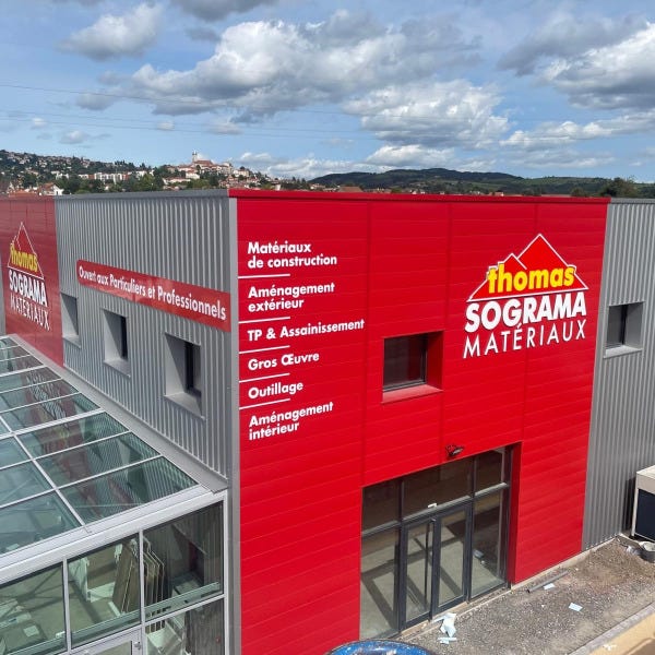 Pose-Enseigne-Thomas-Sograma-Signarama-Sorbiers