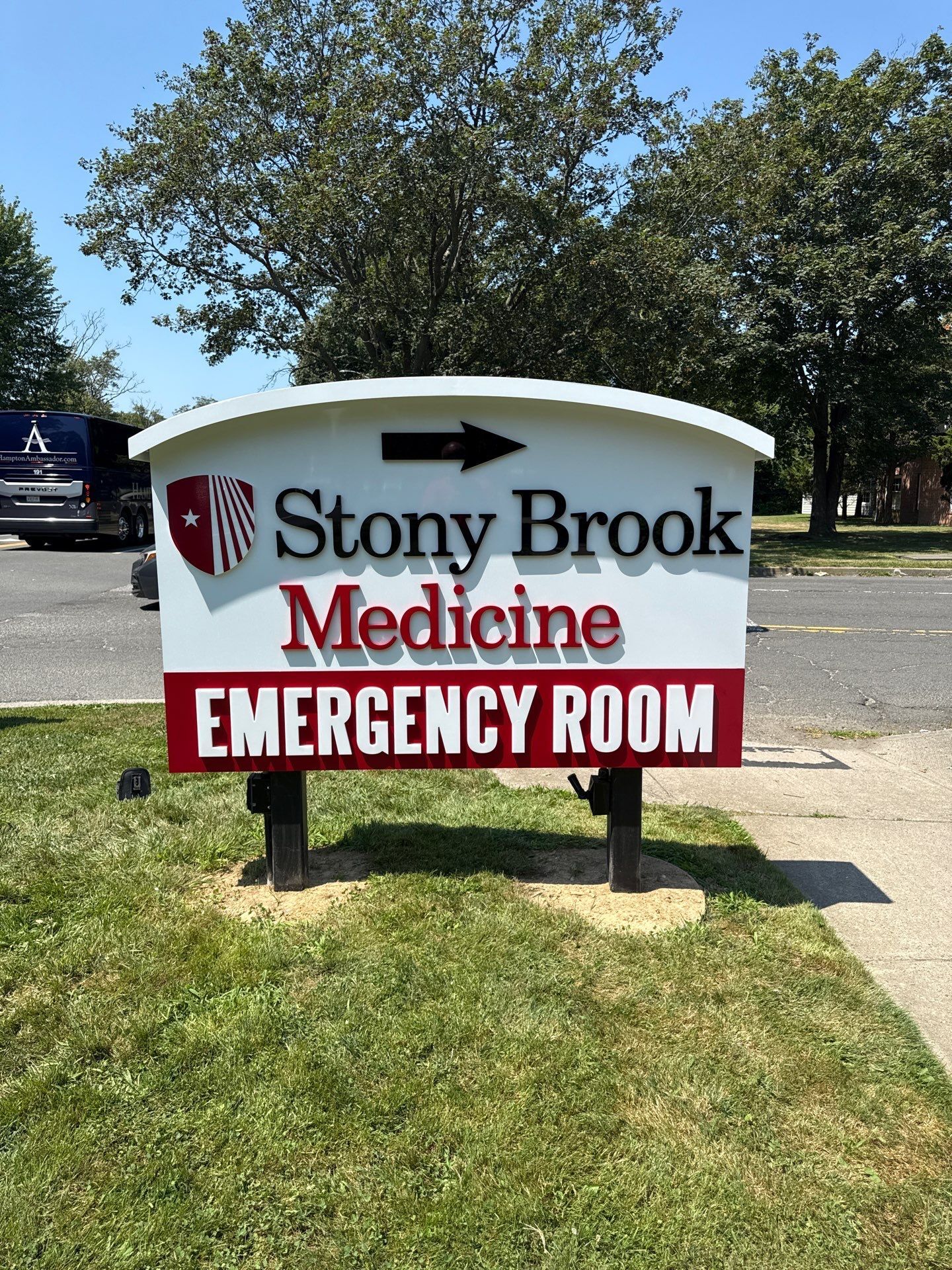 Custom Exterior Signage: Make Your Business Stand Out