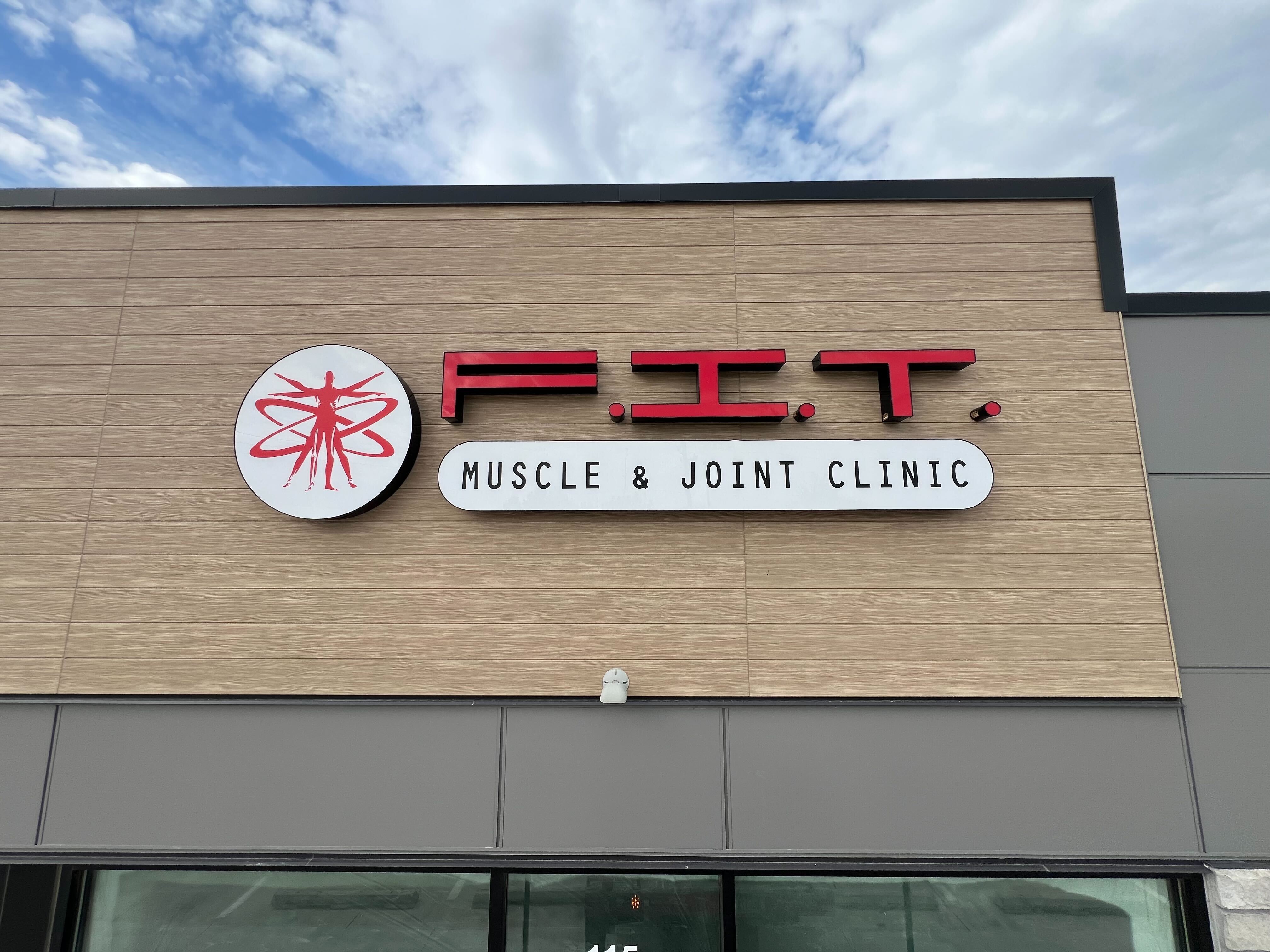 Building & Commercial Signs