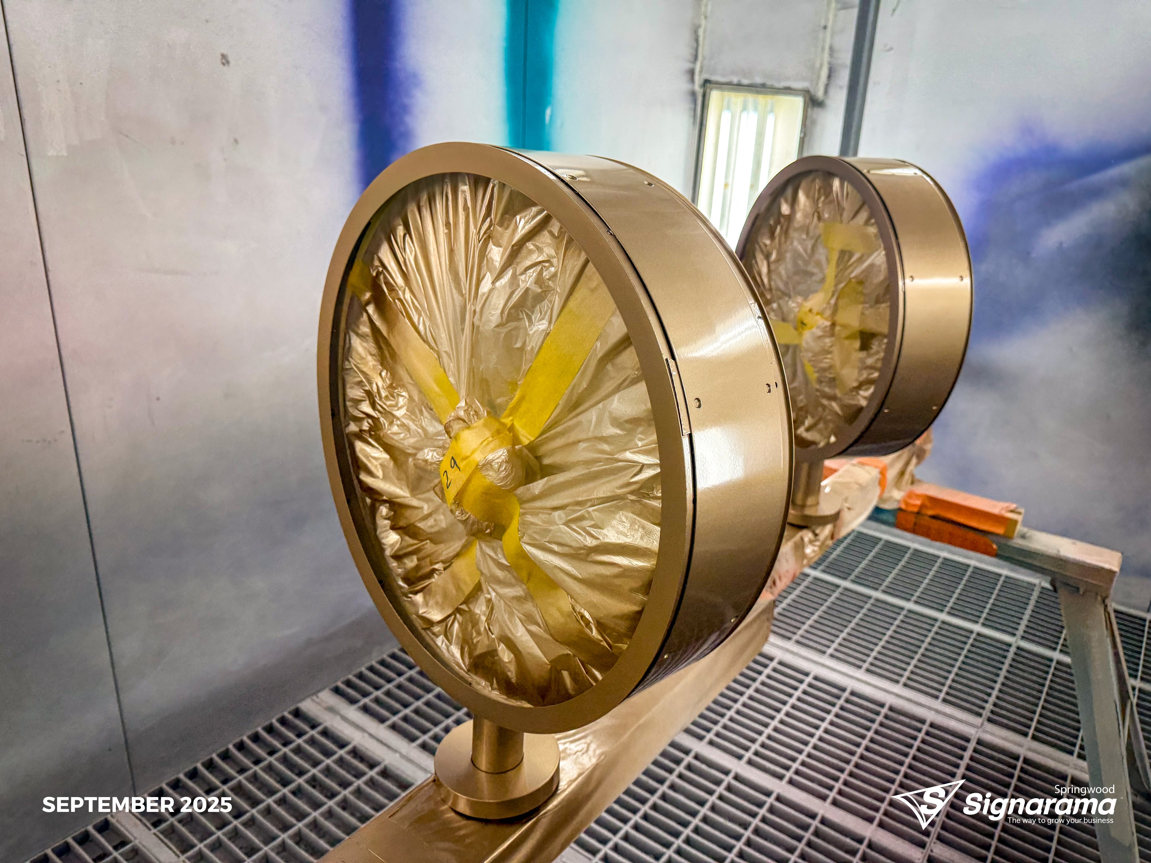 Metallic 2pac Gold Paint Blade Signs - Dexar Developments