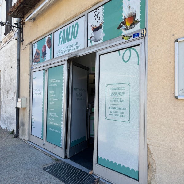 Nouvelle vitrophanie sur-mesure pour Fanjo