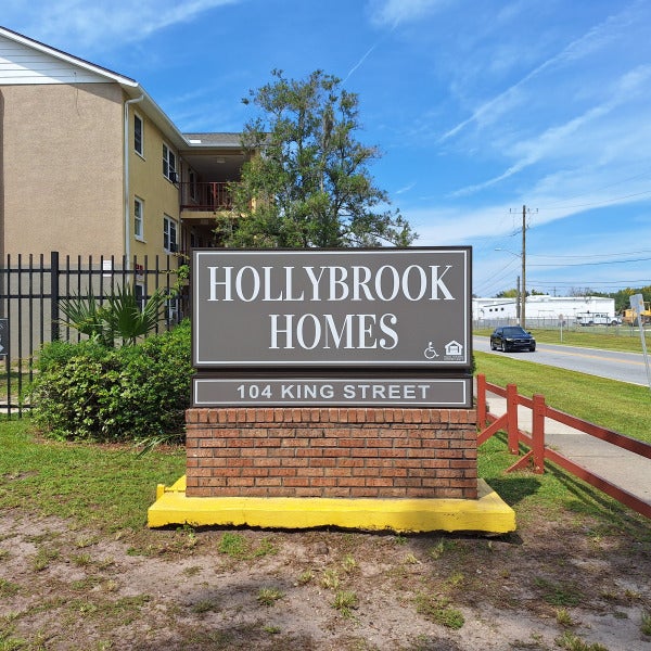 Hollybrook Homes