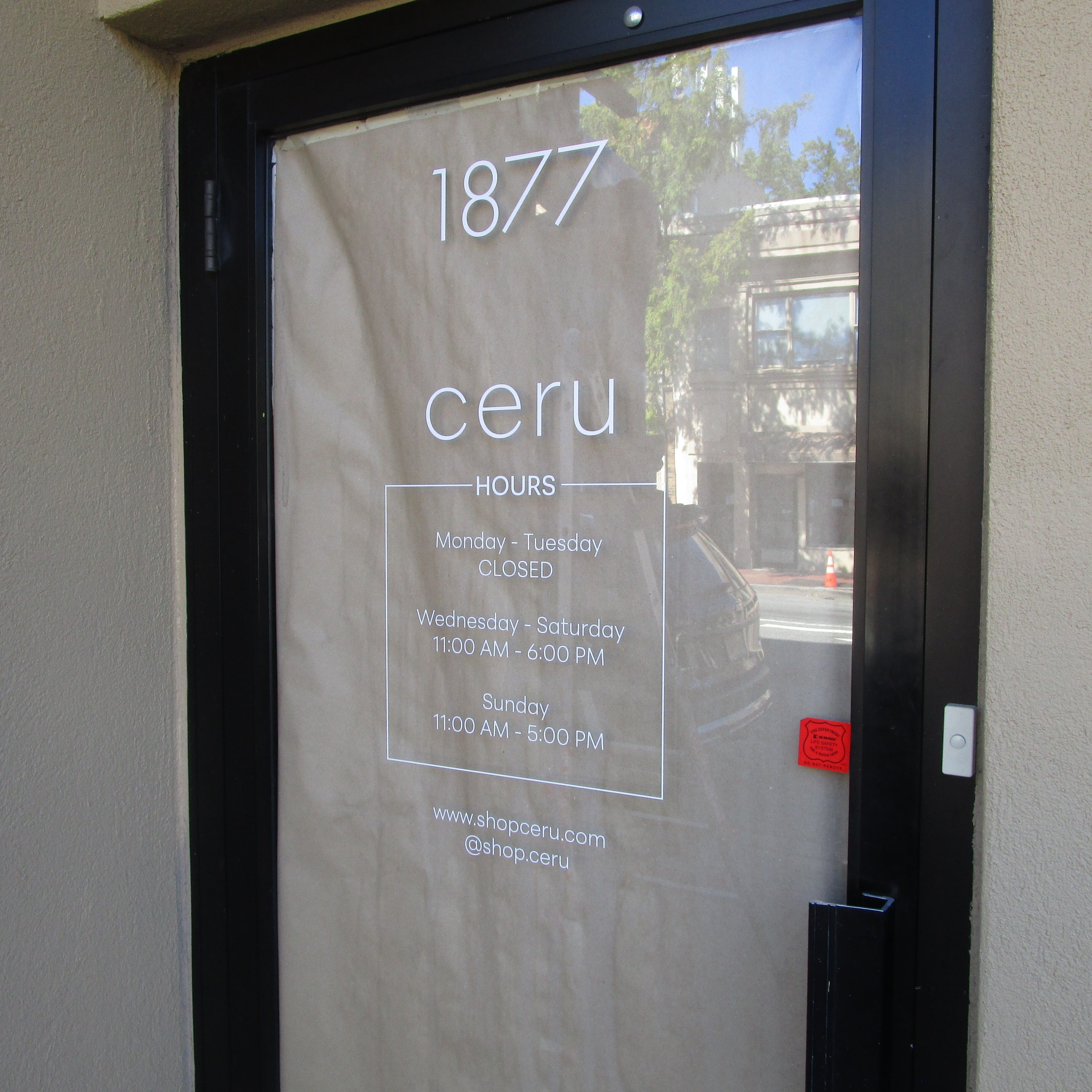 Ceru Signs