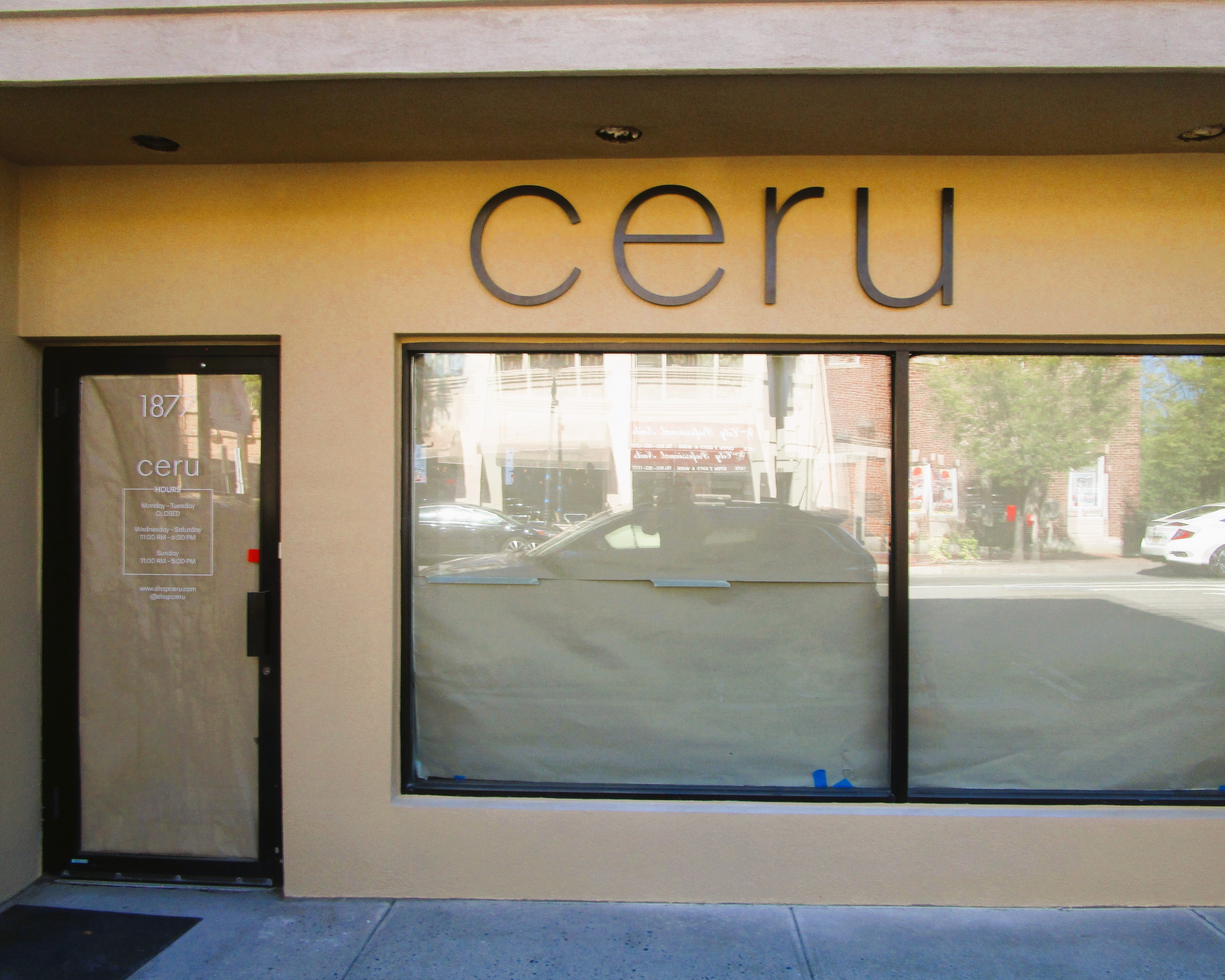 Ceru Signs