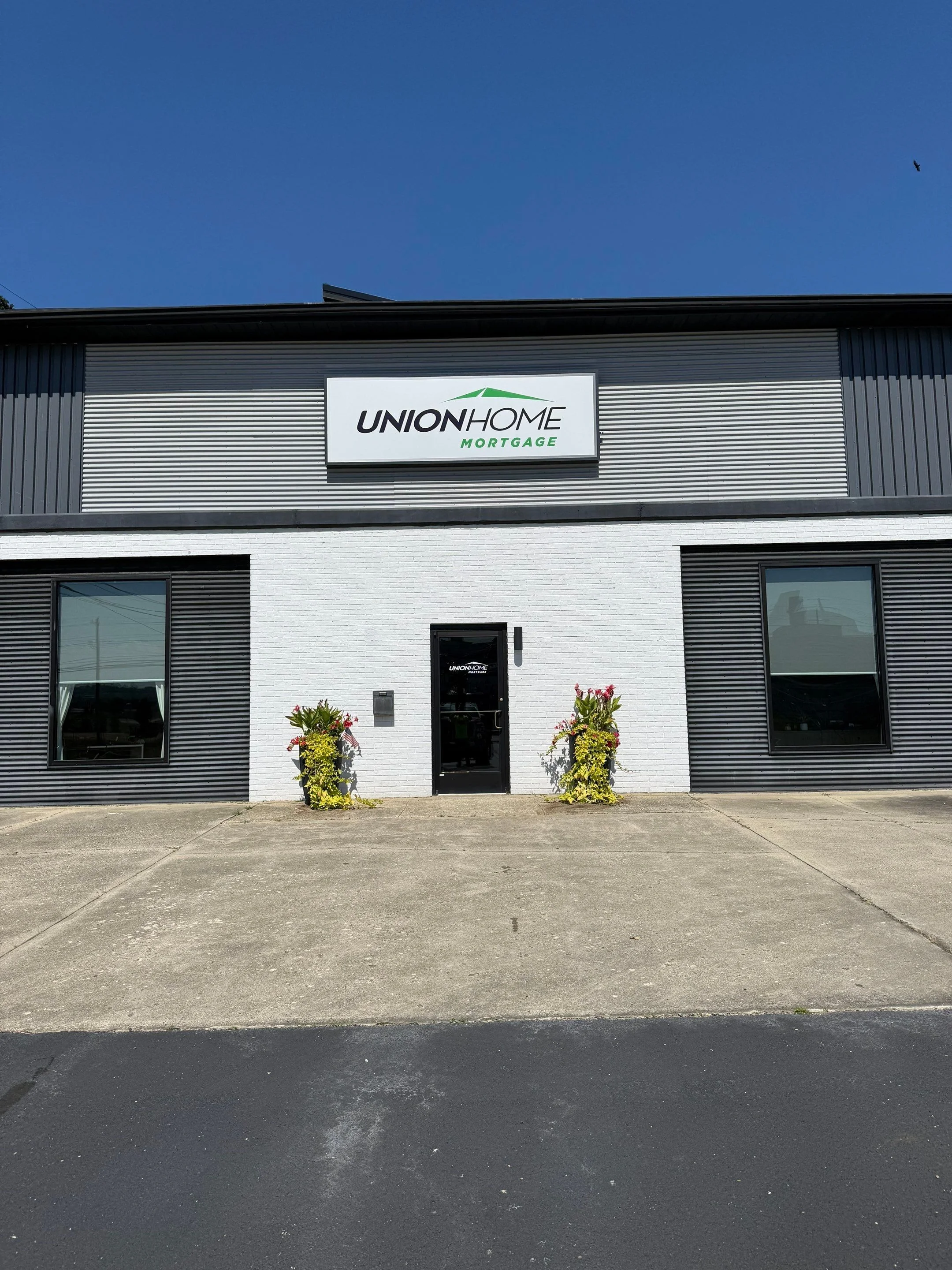 Business & Company Signs