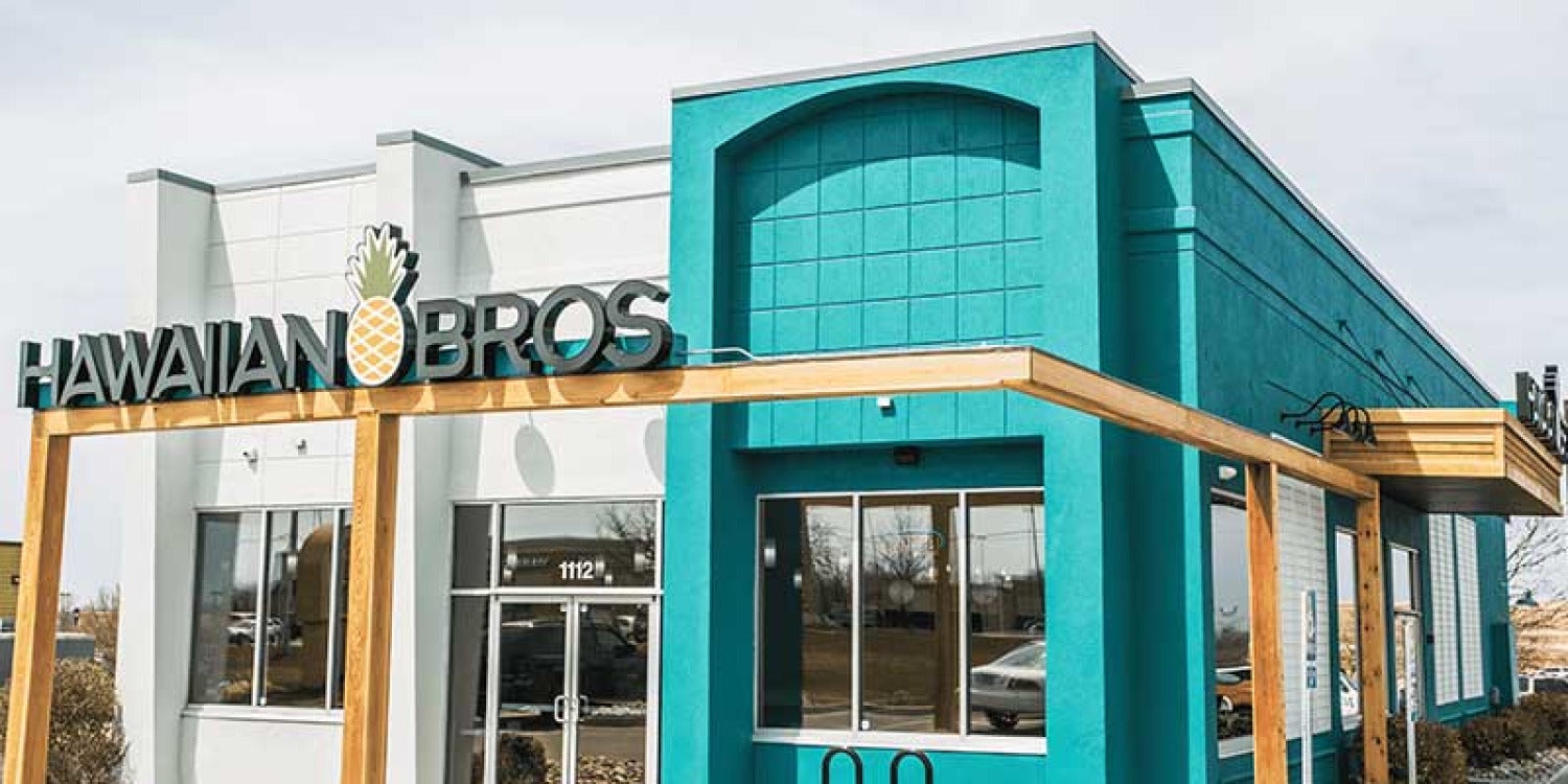 Hawaiian Bros Opens Aloha Oasis in Las Vegas
